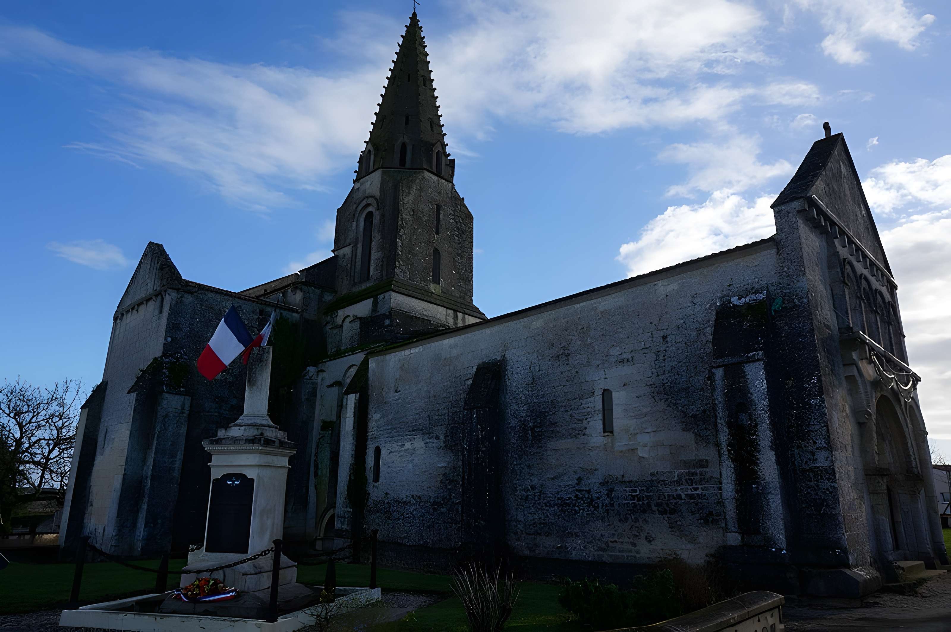 Église Notre-Dame d'Avy