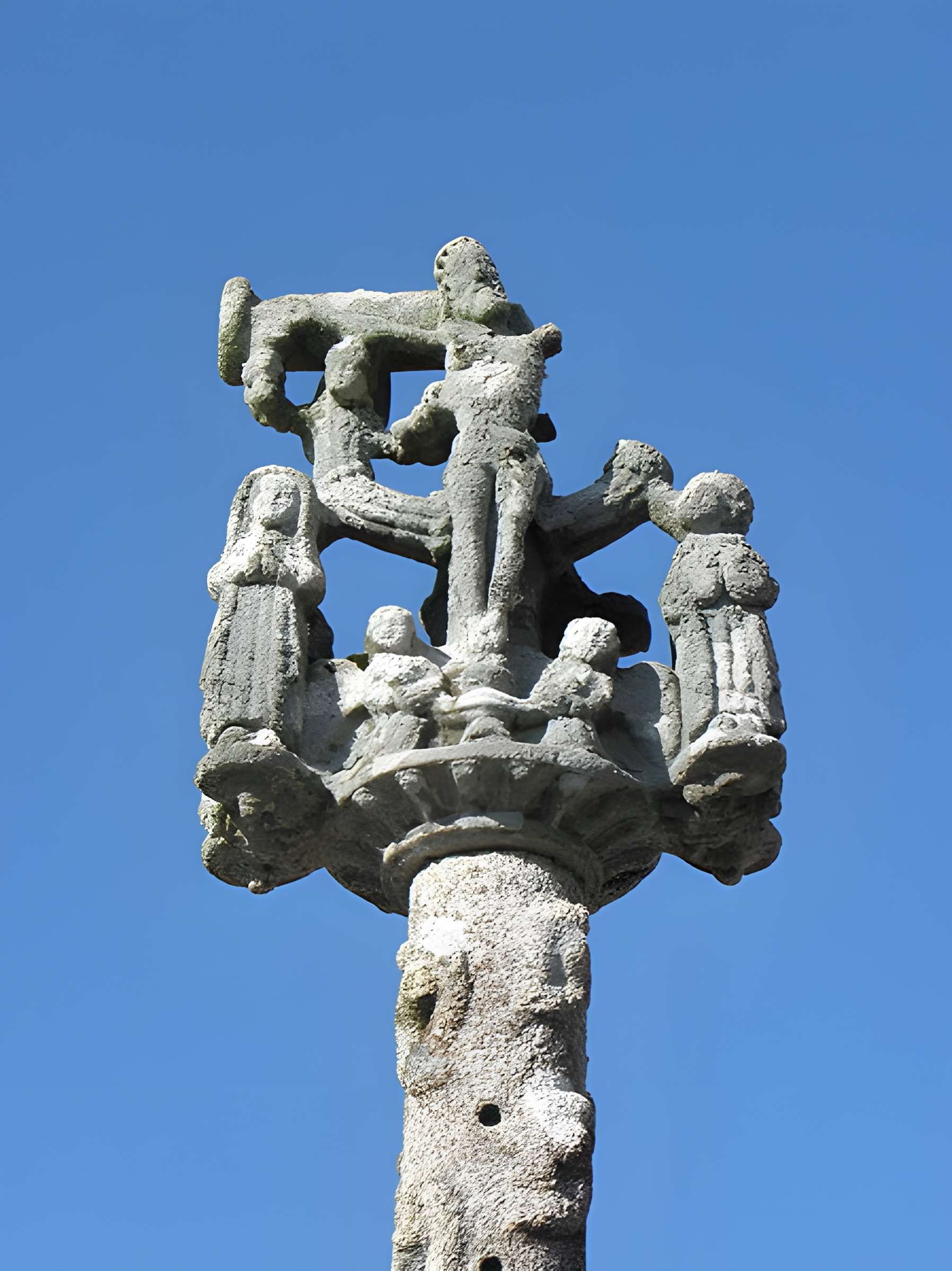 Eglise Saint-Hernin et cimetière