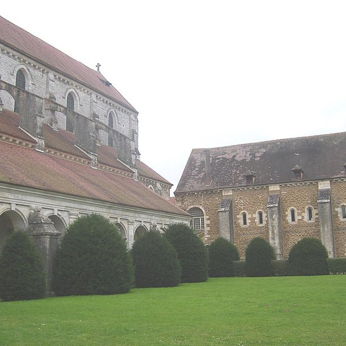 Photo de Abbatiale Notre-Dame-et-Saint-Edme de Pontigny