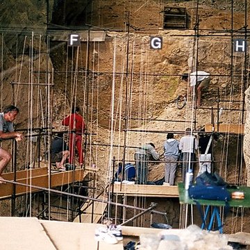 Grotte de la Caune de lArago