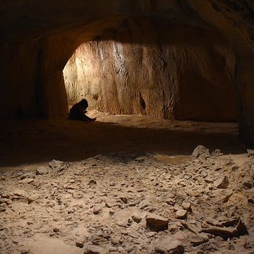 Grotte de la Caune de lArago