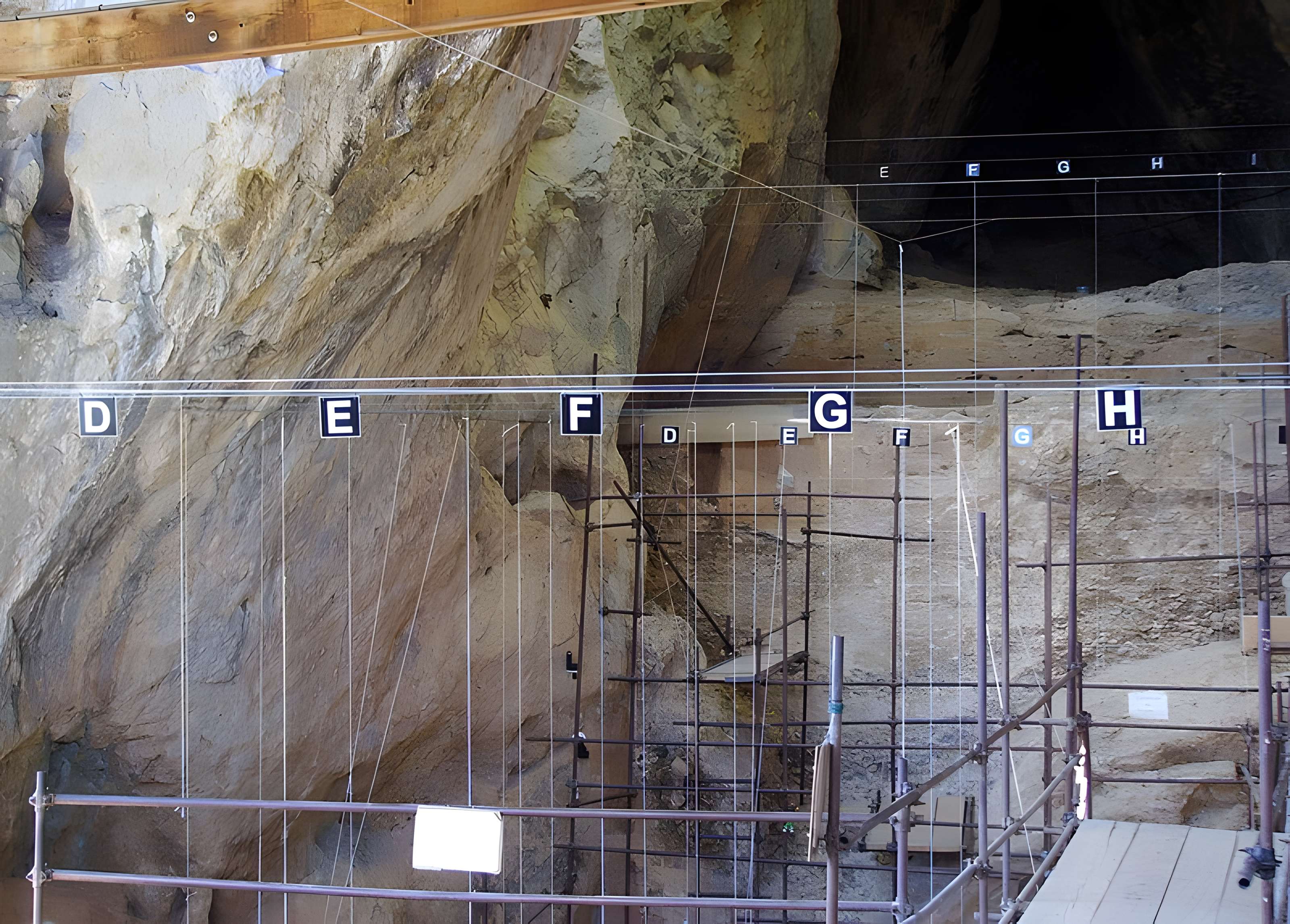 Grotte de la Caune de l'Arago