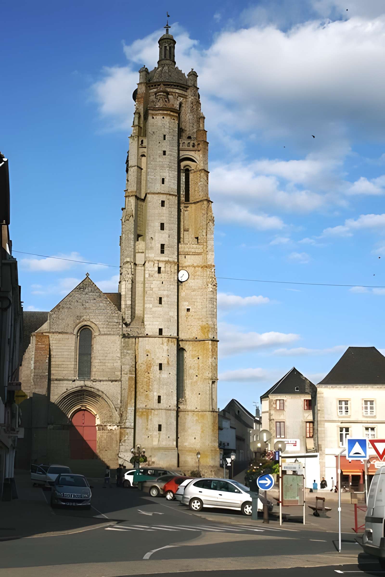 Église Notre-Dame de Bressuire