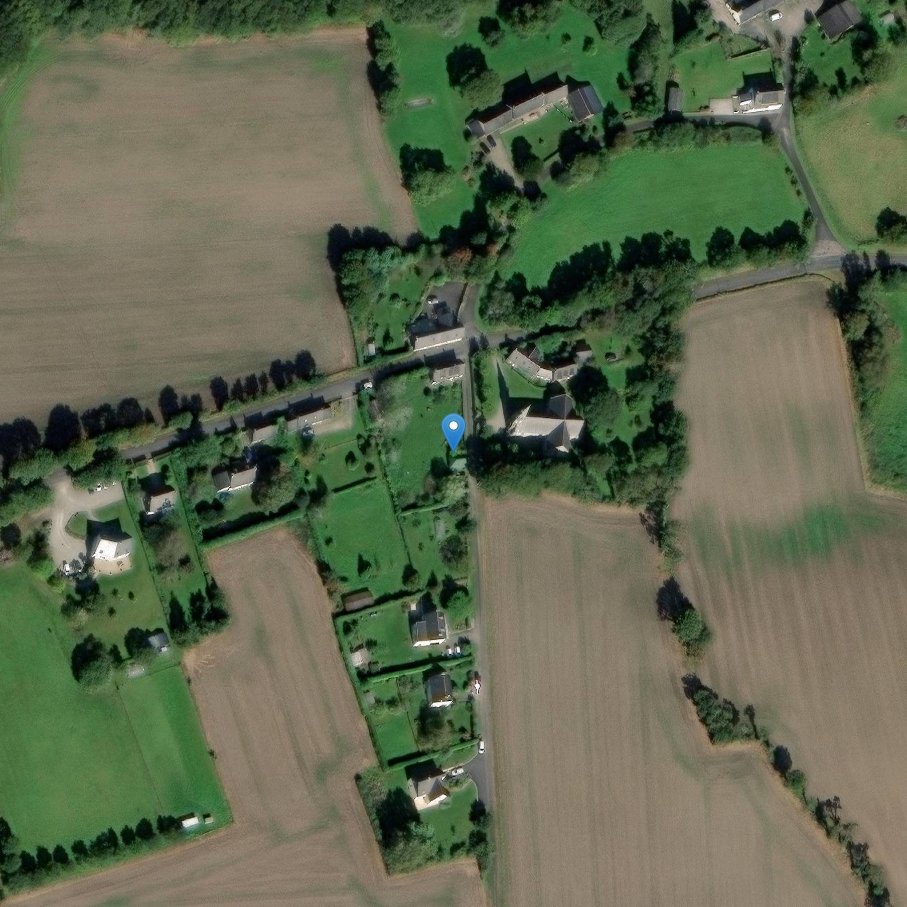 Photo de Maison ou « loge » en dalles de schiste de Kerhir