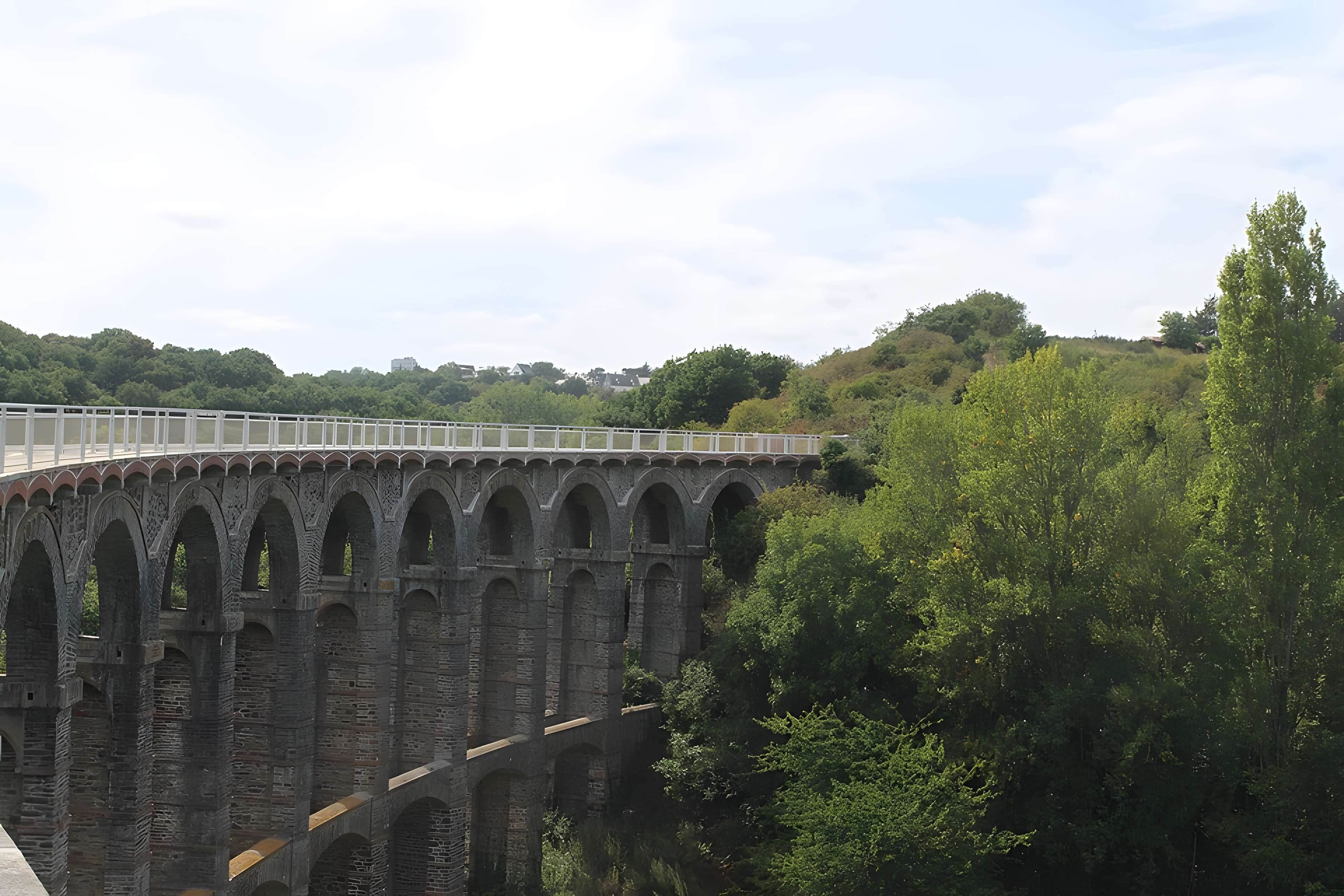 Viaduc de Douvenant