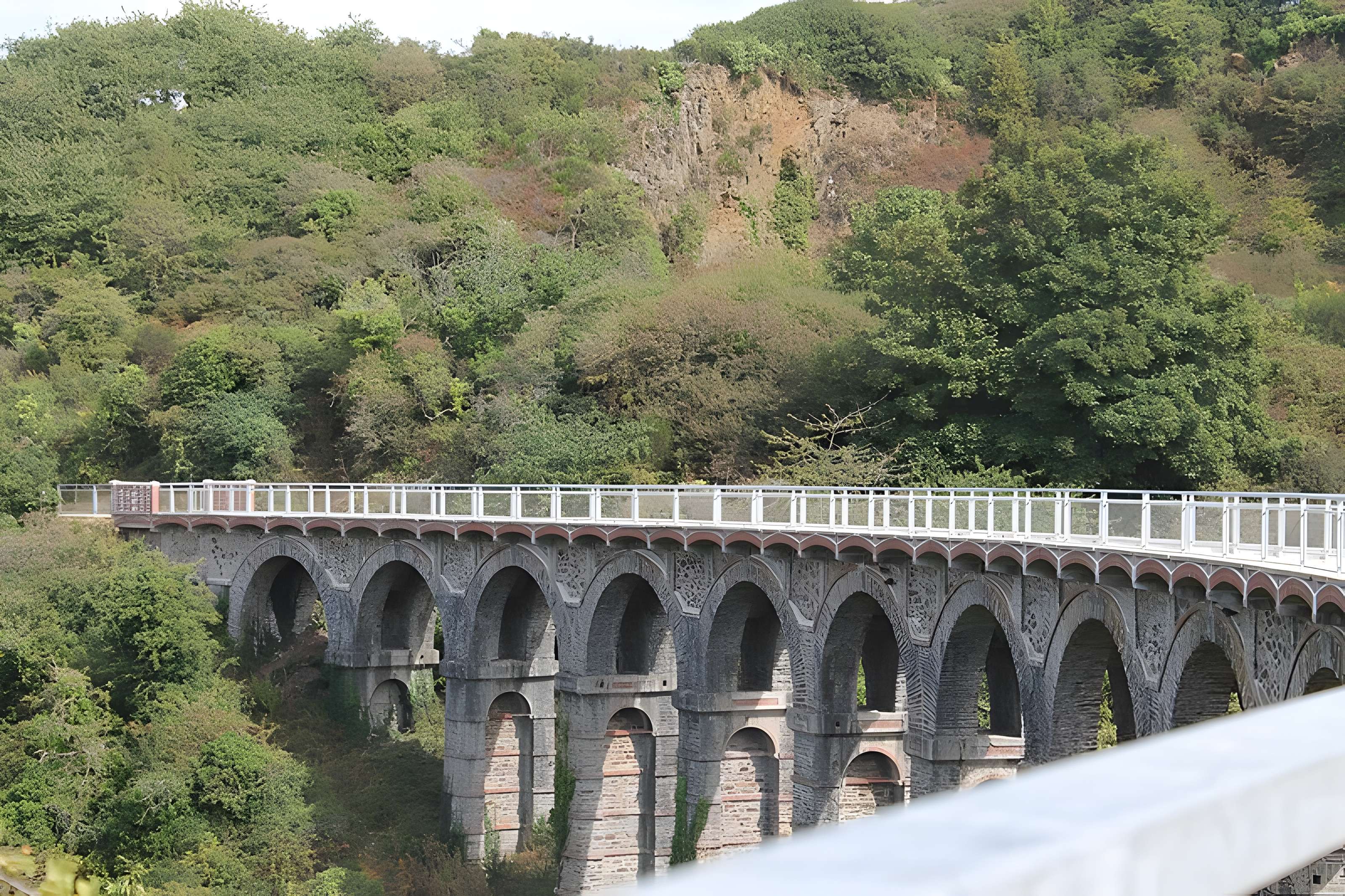 Viaduc de Douvenant