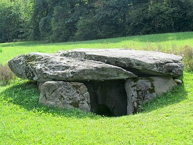 Photo de Cave aux Fées de Saint-Cergues