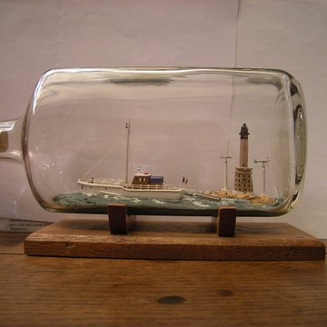 Phare des Roches-Douvres