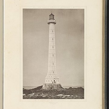Phare des Roches-Douvres
