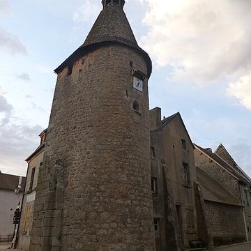 Tour de lHorloge, sur la Grande-Rue