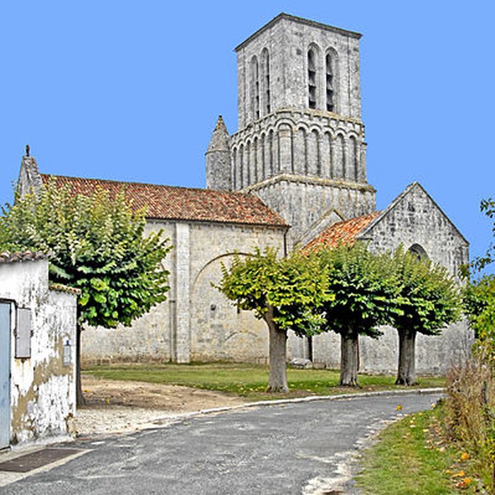 Photo de Église Notre-Dame de Corme-Écluse