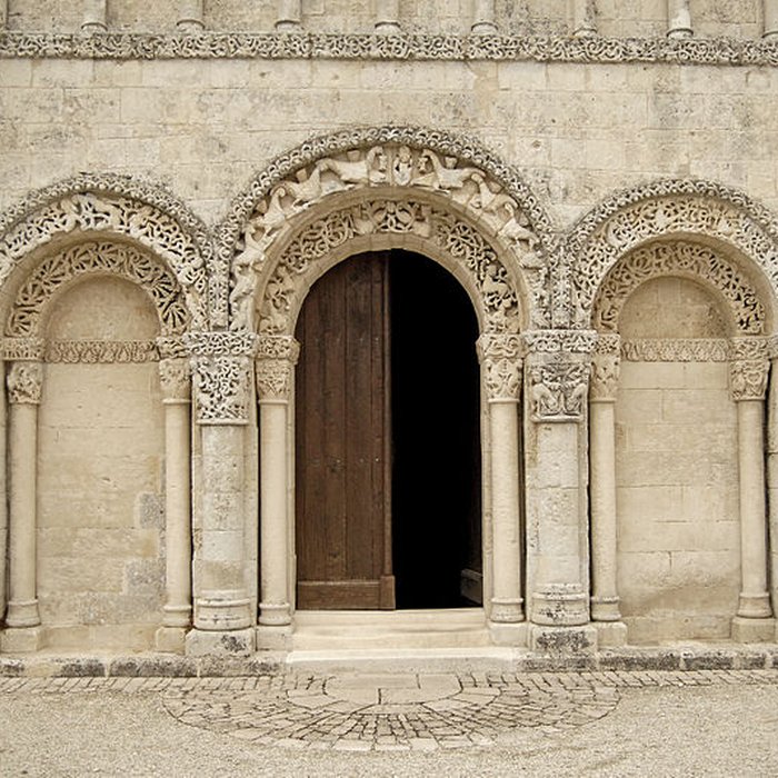 Photo de Église Notre-Dame de Corme-Écluse