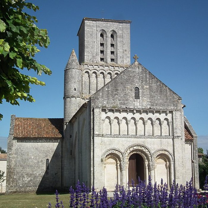 Photo de Église Notre-Dame de Corme-Écluse
