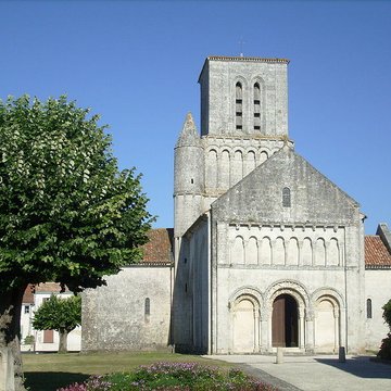 Église Notre-Dame de Corme-Écluse