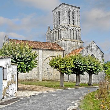 Église Notre-Dame de Corme-Écluse