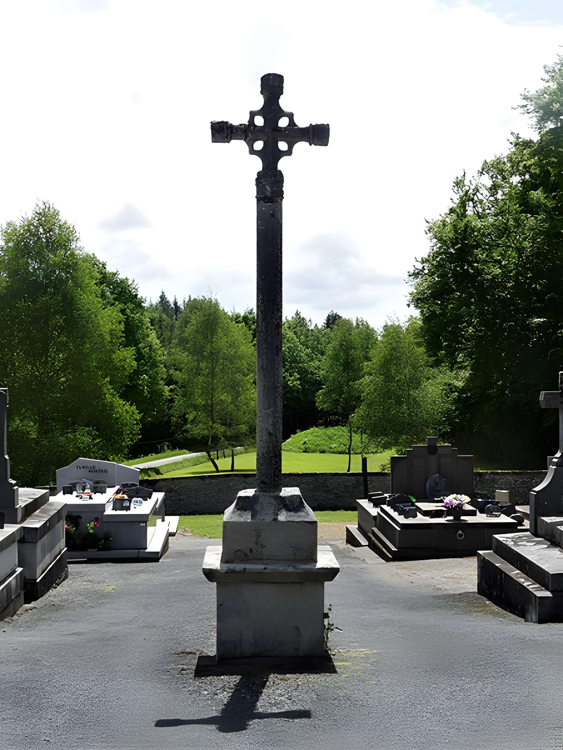 Croix du XVIe siècle