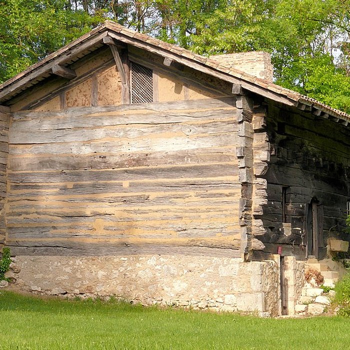 Photo de Maison à empilage de planches de Jouandis