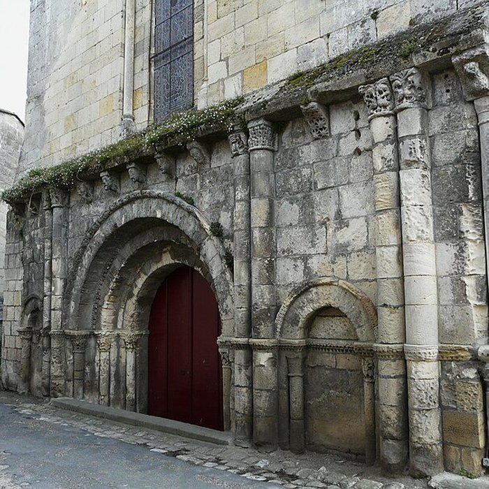 Photo de Église Notre-Dame de Guîtres