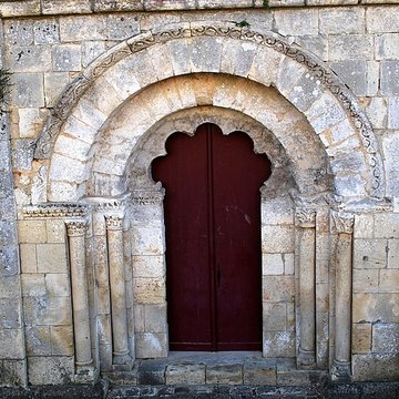 Église Notre-Dame de Guîtres