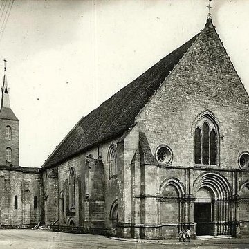 Église Notre-Dame de Guîtres