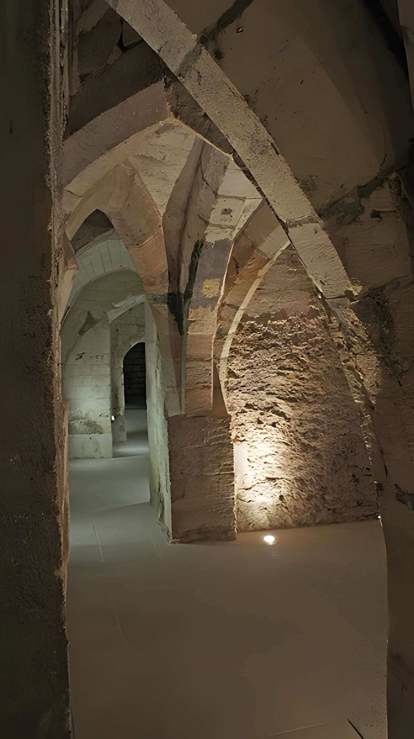Caves médiévales de la galerie Saint-Germain de Châlons-en-Champagne