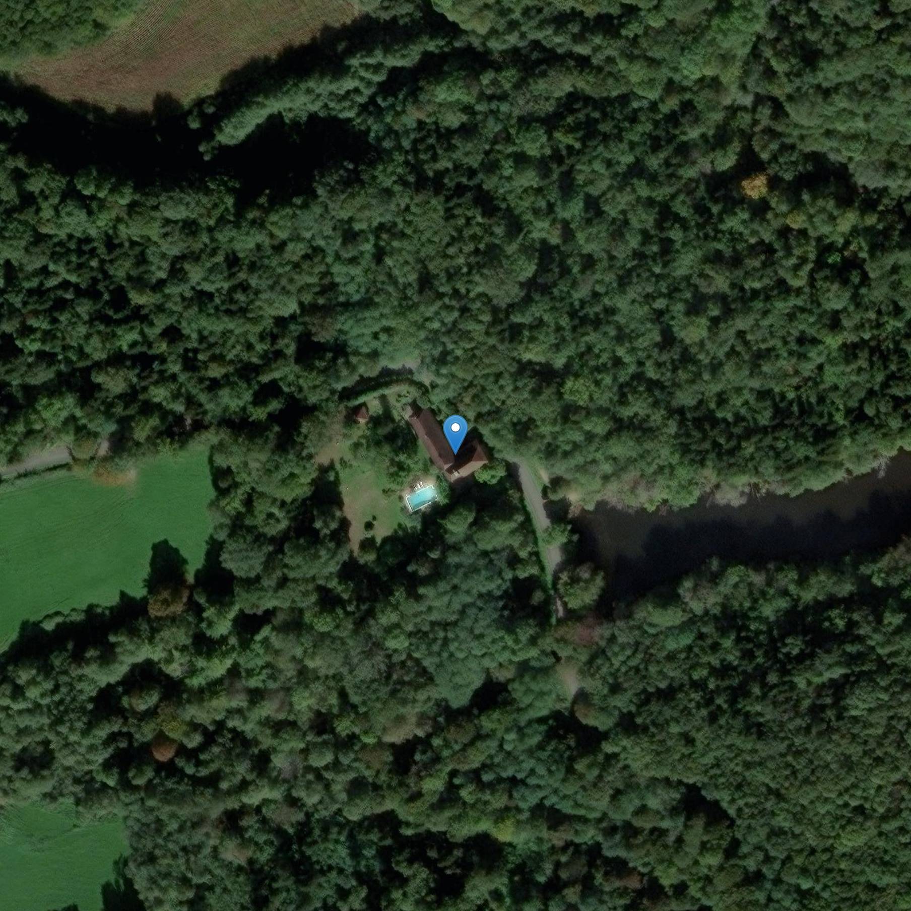 Photo de Voormalig smederij van Mavaleix