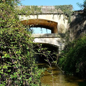 Canal de Lalinde aqueduc et pont-déversoir de la Tuilerie de Villeneuve