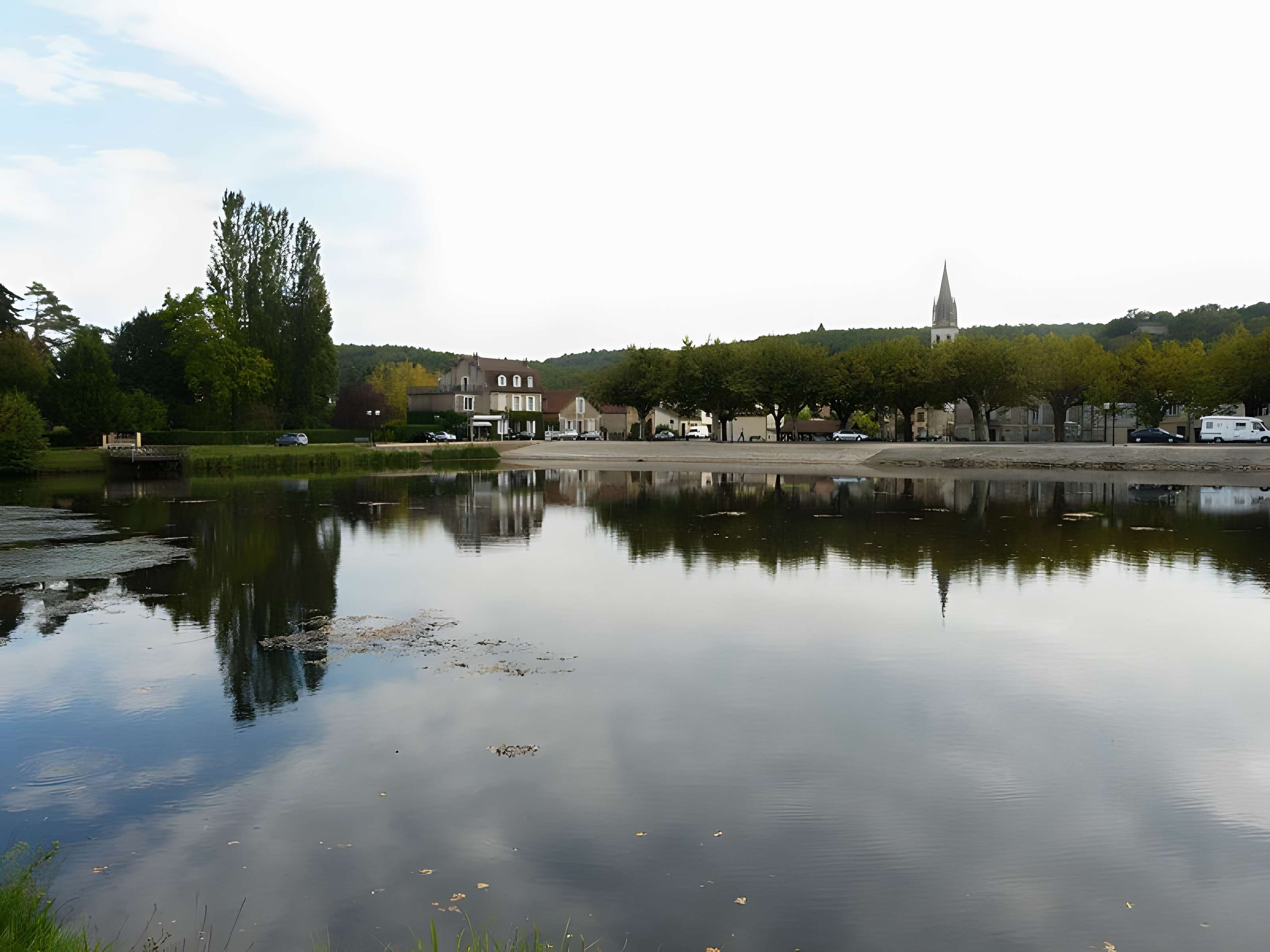 Canal de Lalinde (aqueduc et pont-déversoir de la Tuilerie de Villeneuve)