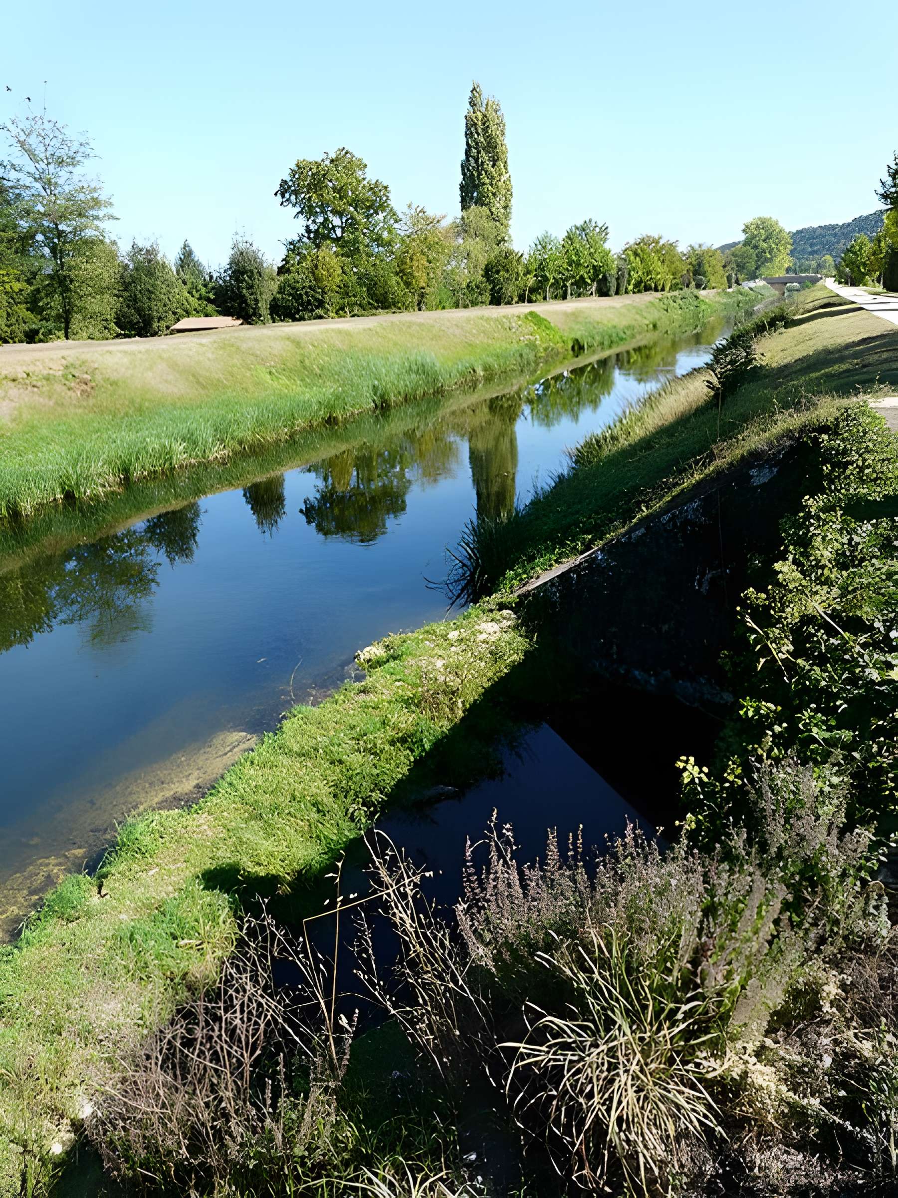 Canal de Lalinde (aqueduc et pont-déversoir de la Tuilerie de Villeneuve)