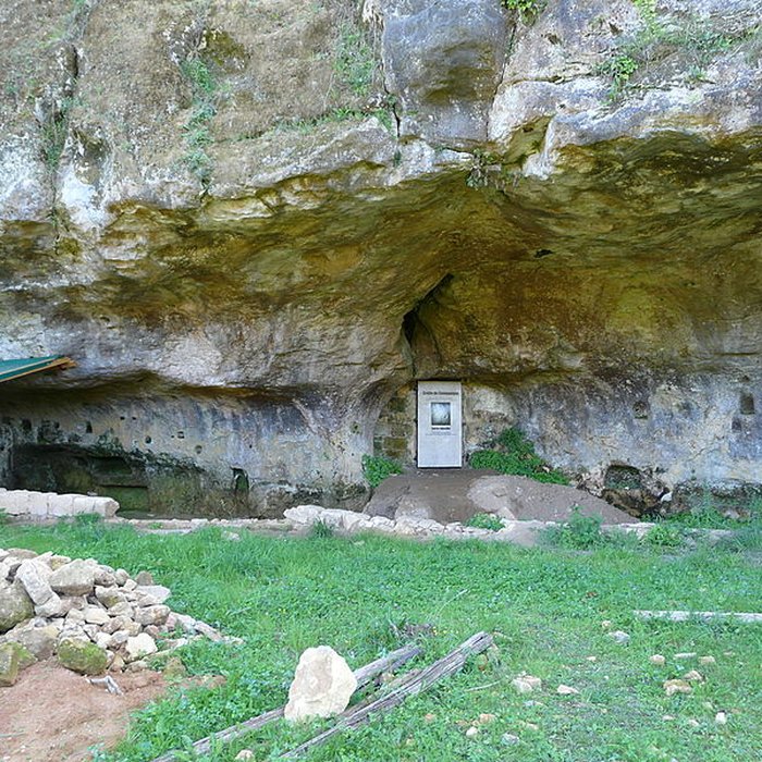 Photo de Grotte du château de Comarque