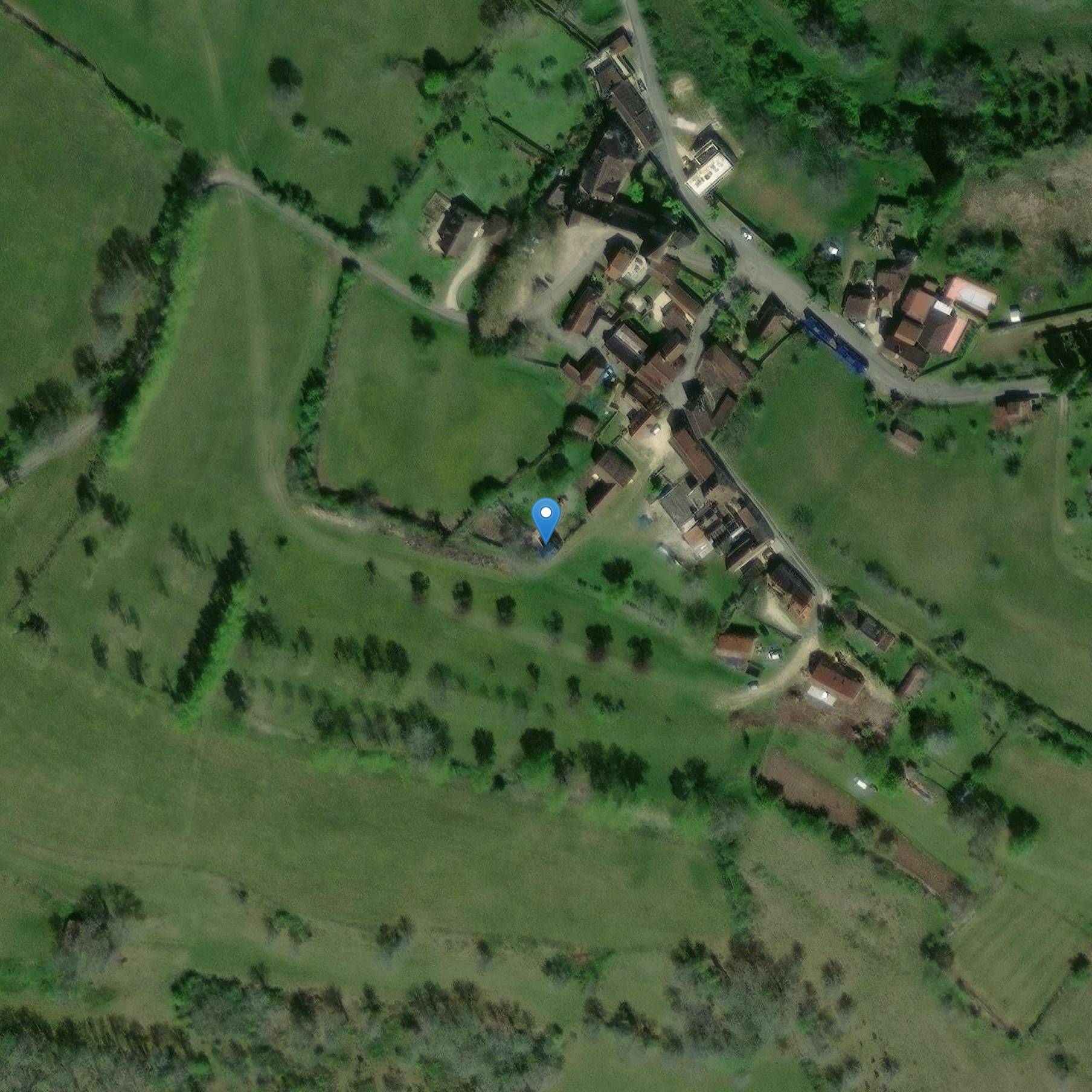 Photo de Pavillon avec pigeonnier à Sireuil