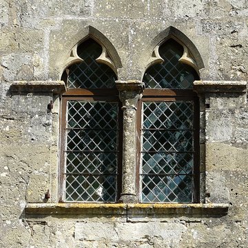 Maison à arcades du XIVe siècle