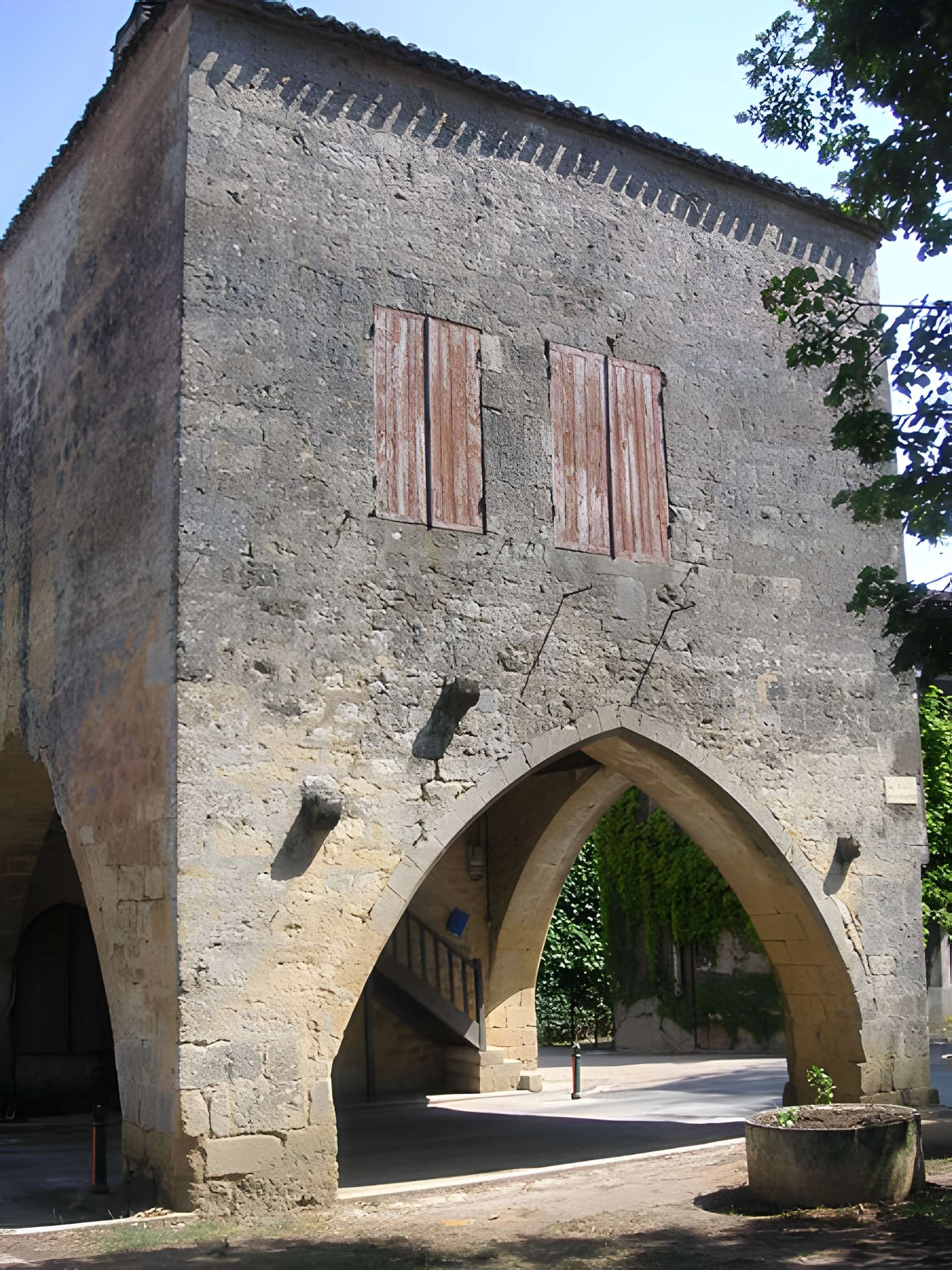 Maison à arcades du XIVe siècle