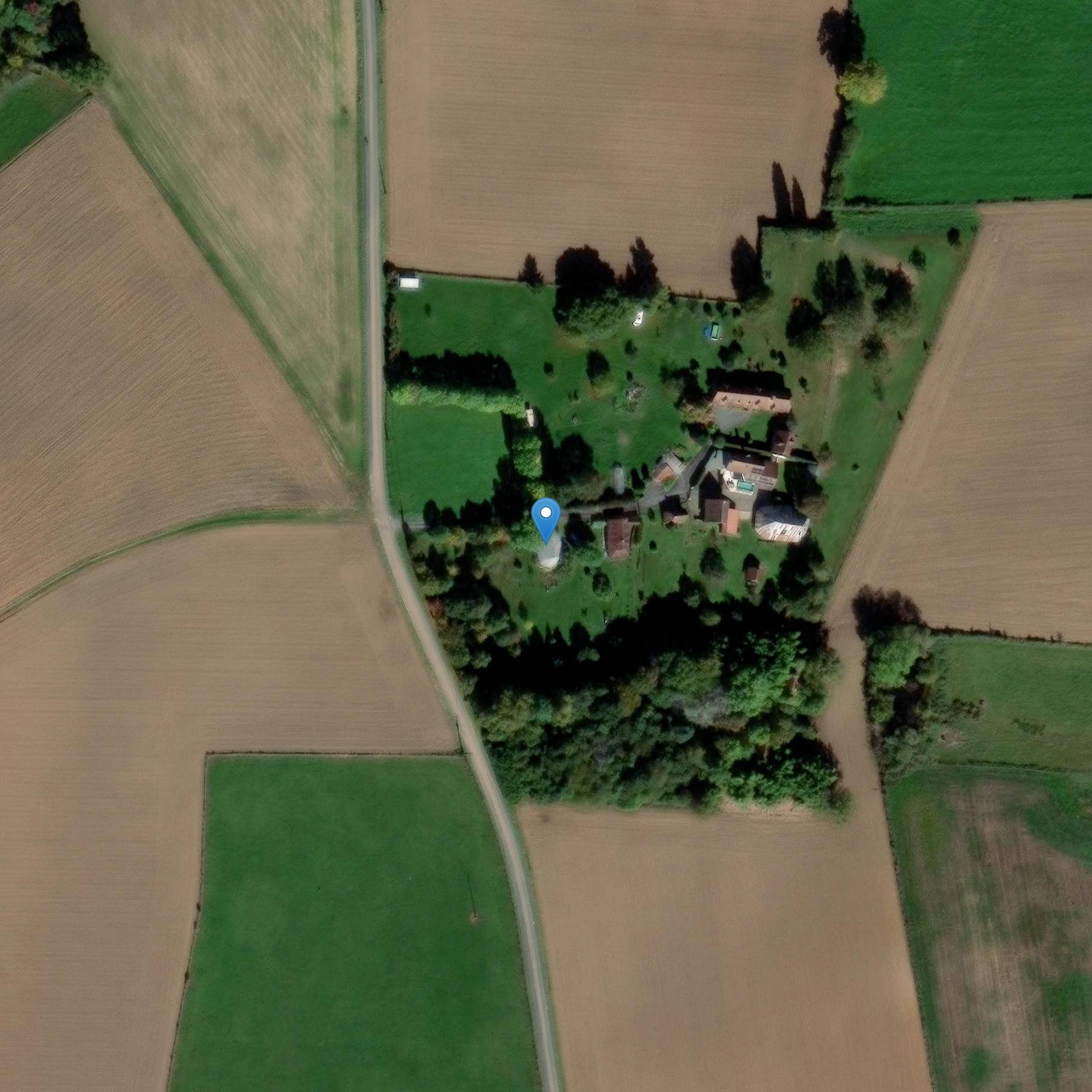 Photo de La Roche-Picout Oval Barn