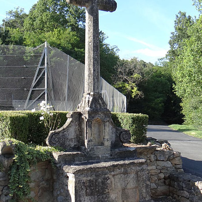 Photo de Autel, dit aussi croix de Lassagne