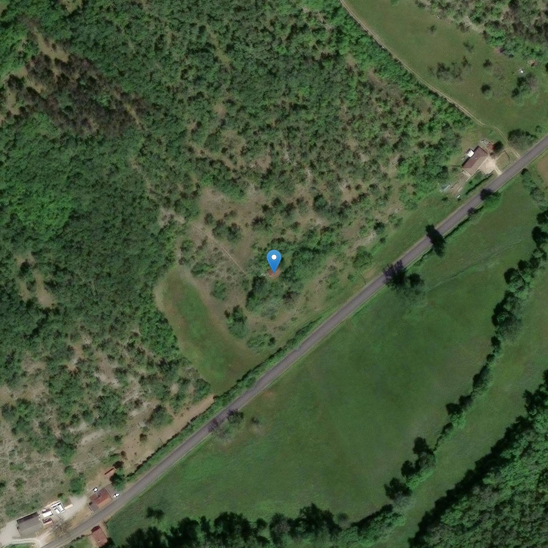 Photo de 格里卢的纪念地和纪念碑