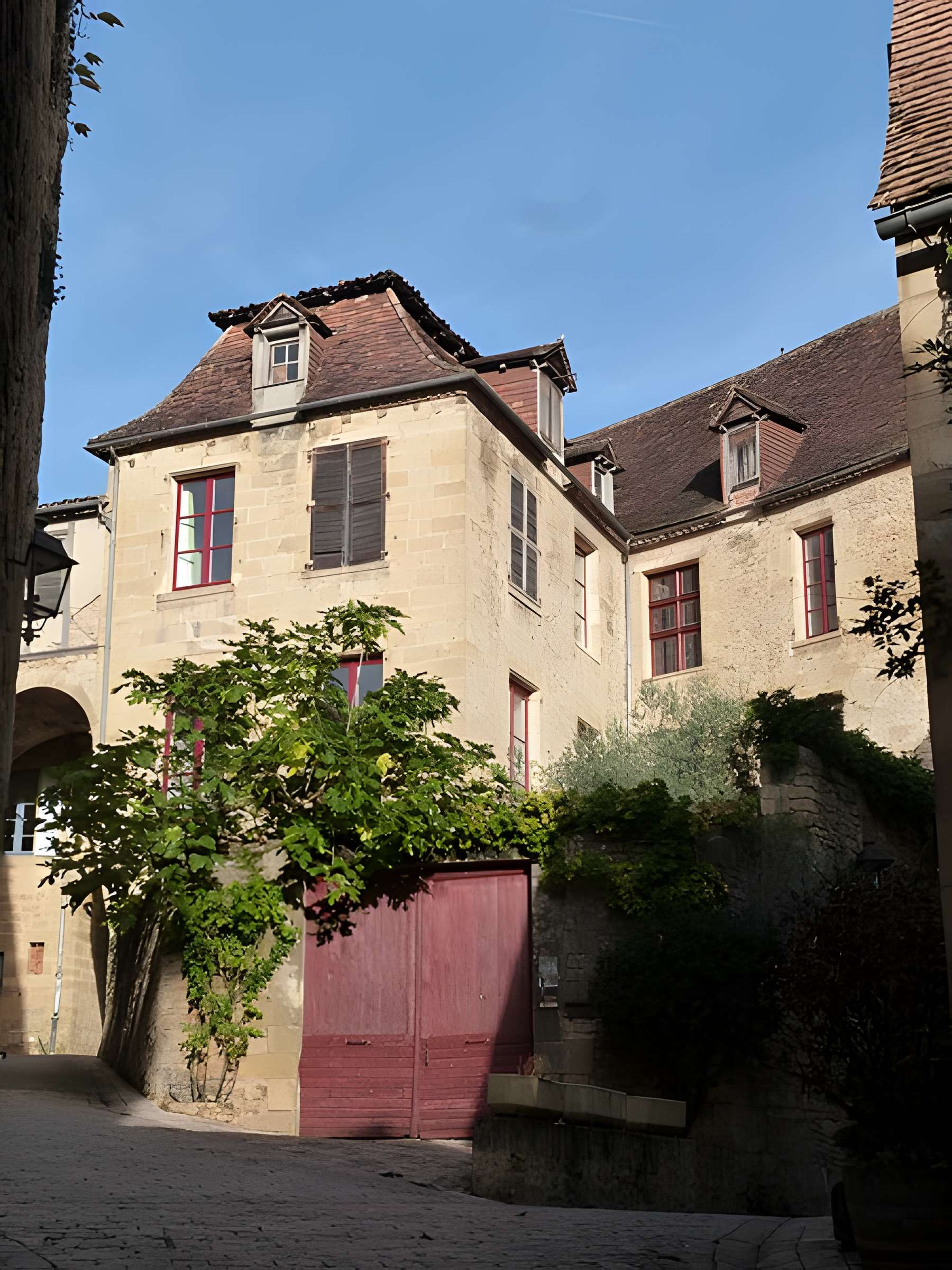 Immeuble des Contributions