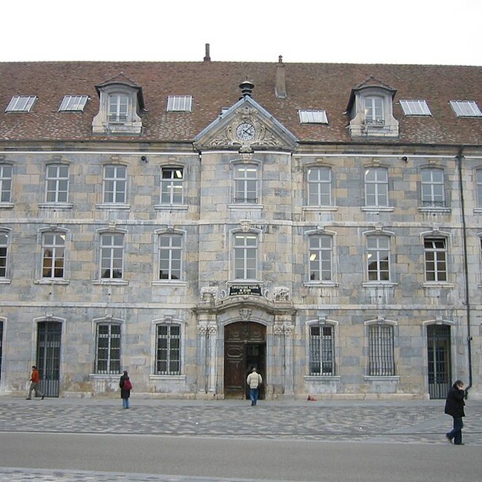 Photo de Grenier de la ville