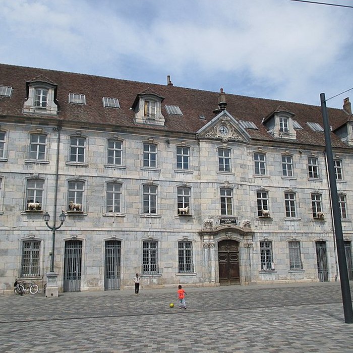 Photo de Grenier de la ville