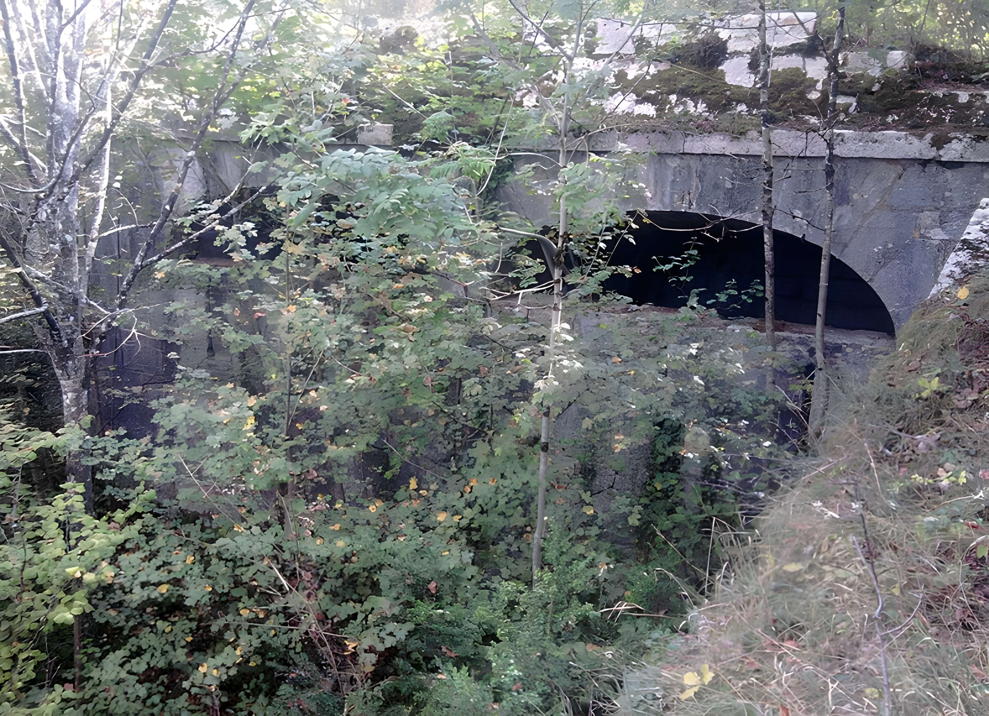 Lunette de Trois-Châtels