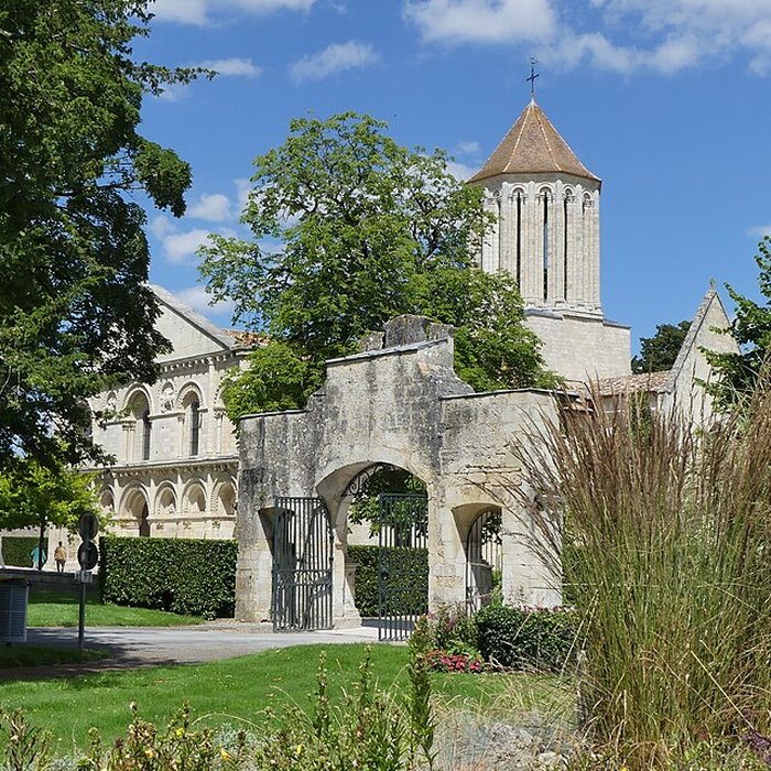 Photo de Église Notre-Dame de Surgères