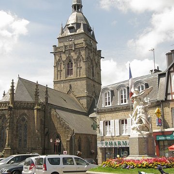 Église Notre-Dame de Villedieu-les-Poêles