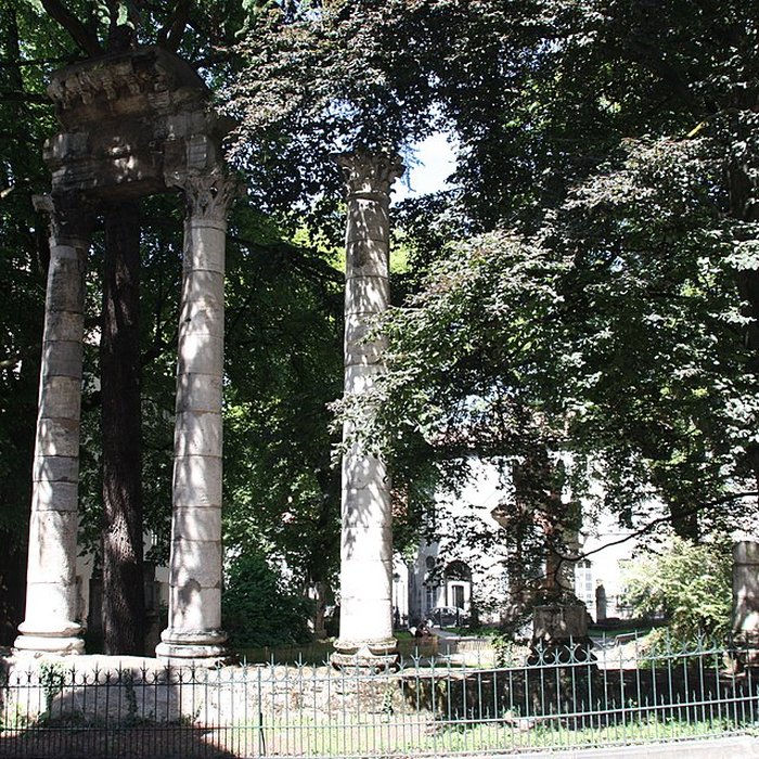 Photo de Vestiges archéologiques ensemble