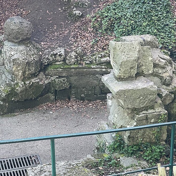 Photo de Vestiges archéologiques ensemble