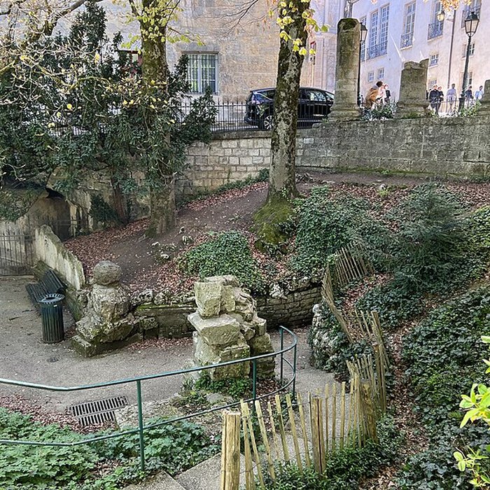 Photo de Vestiges archéologiques ensemble