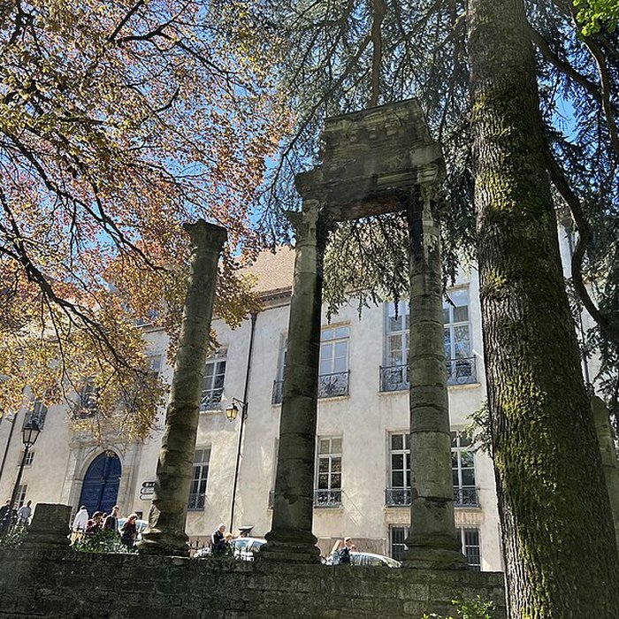 Photo de Vestiges archéologiques ensemble