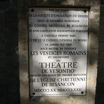 Vestiges archéologiques ensemble