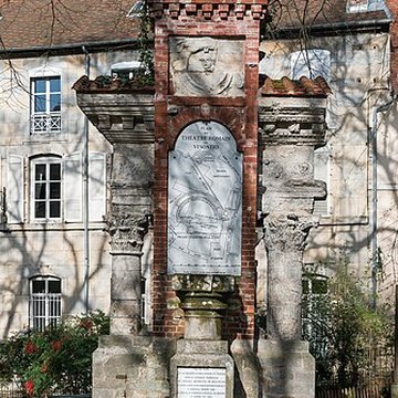 Vestiges archéologiques ensemble