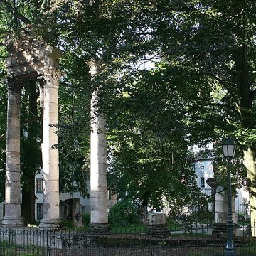 Vestiges archéologiques ensemble