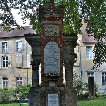 Vestiges archéologiques ensemble